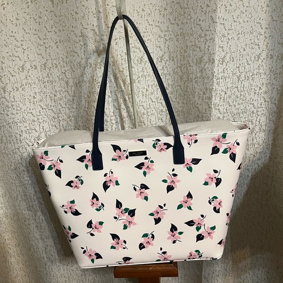 NWT Kate Spade Shore Street Margareta Tote Bag, Cream With Flowers - Picture 2 of 4